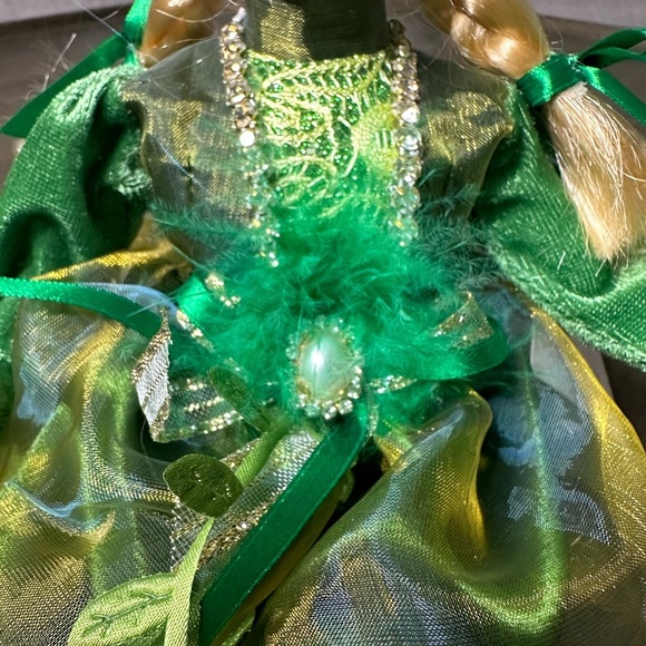 St Patricks Day Elf Leprechaun Doll Shelf sitter/18” GIRL RARE - Picture 3 of 7